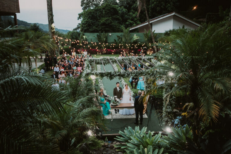 Fotografia de casamento rj casa do alto casamento de dia ao ar livre Roberta e rodrigo casa de festa no alto da boa vista